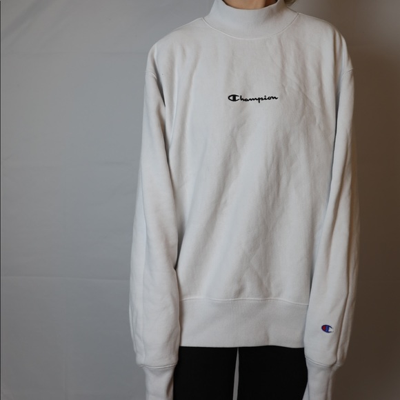 ❌SOLD❌ UO Champion white mockneck sweater - Picture 5 of 8